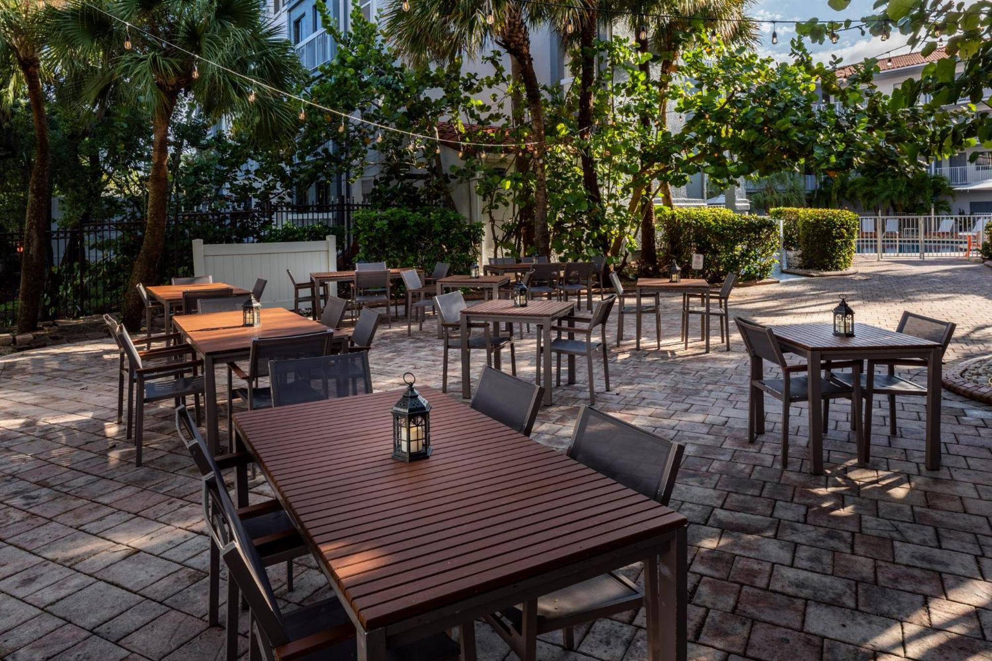 Holiday Inn & Suites Boca Raton - North Exteriér fotografie
